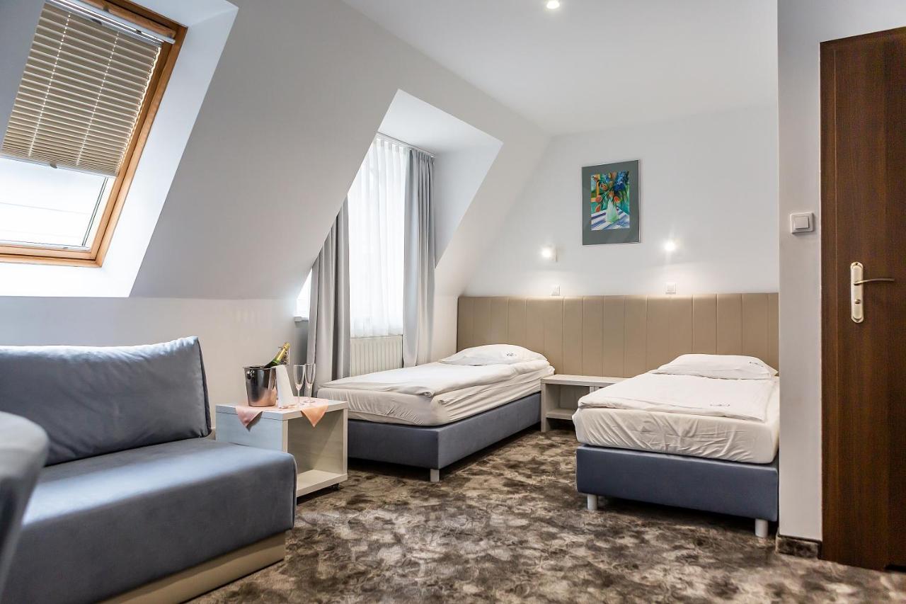 Hotel Jantar Wellness & Spa ウストカ エクステリア 写真