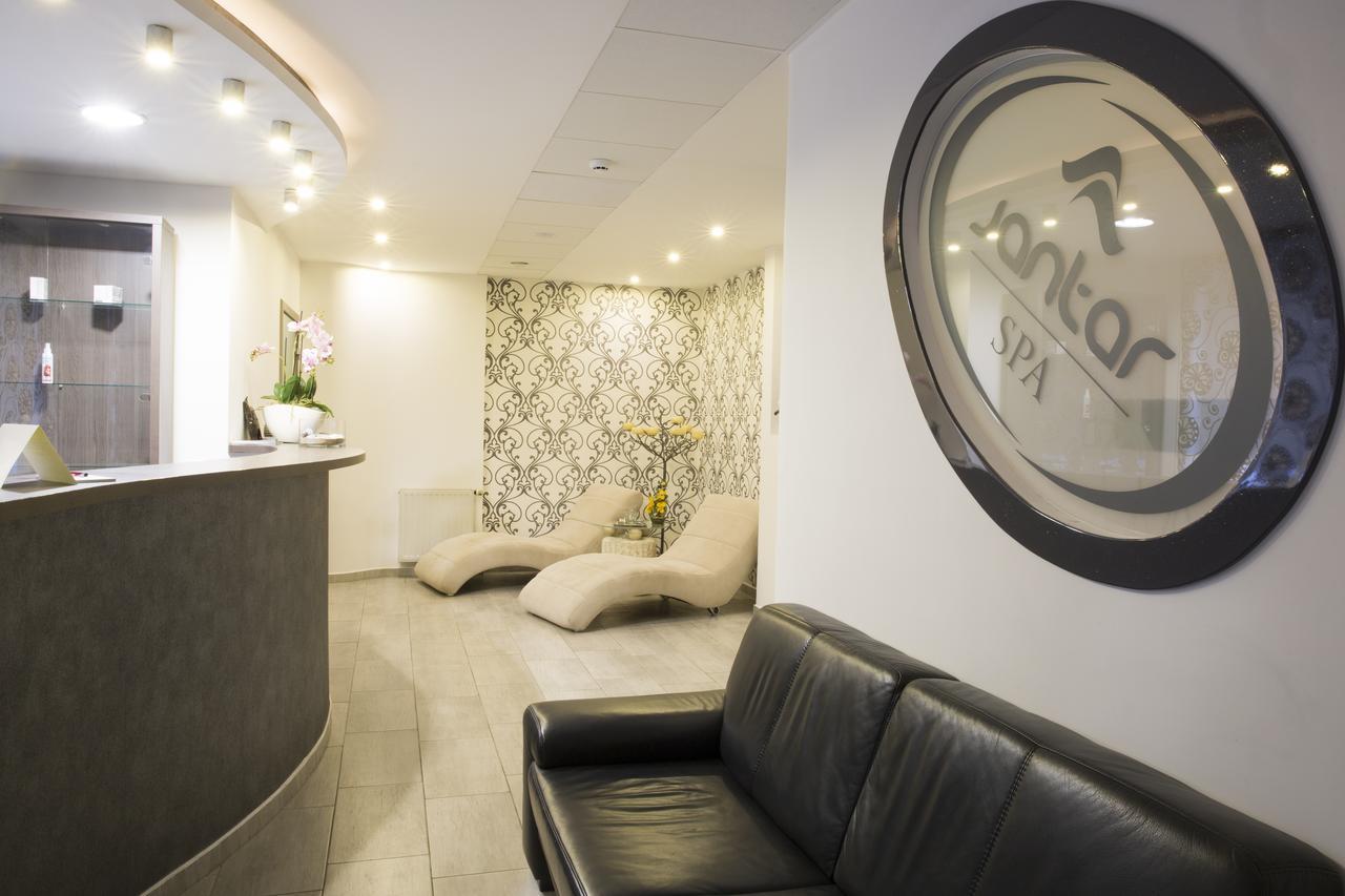 Hotel Jantar Wellness & Spa ウストカ エクステリア 写真